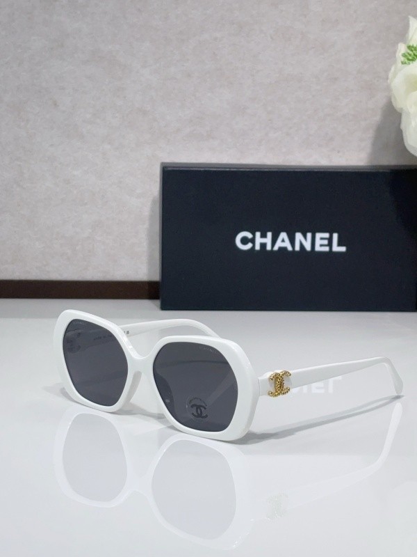 CHNL Sunglasses AAAA-5847