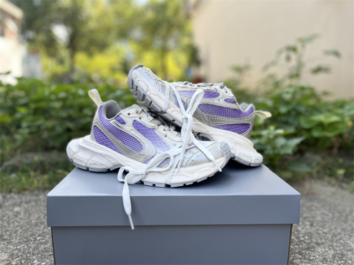 B 17FW Tripe-S High End Sneaker-672