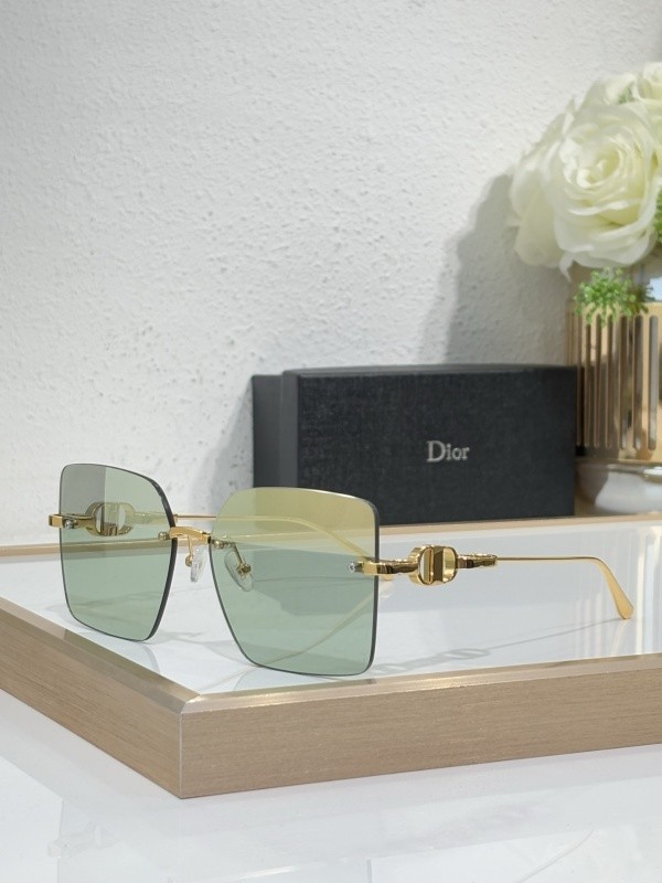 Dior Sunglasses AAAA-3946