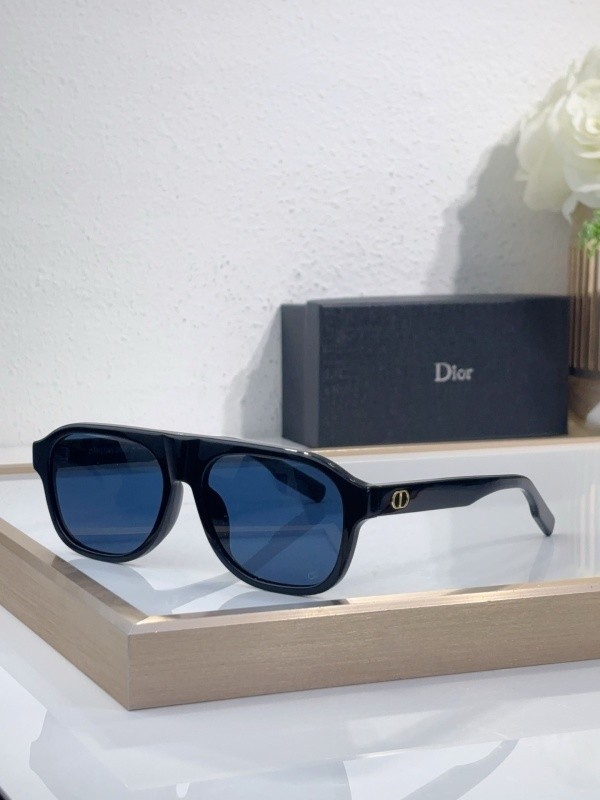 Dior Sunglasses AAAA-4065