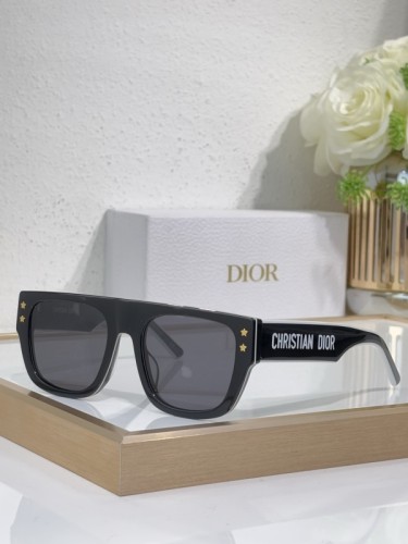 Dior Sunglasses AAAA-4117