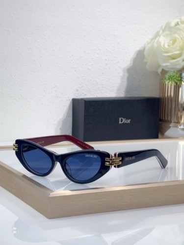 Dior Sunglasses AAAA-4016