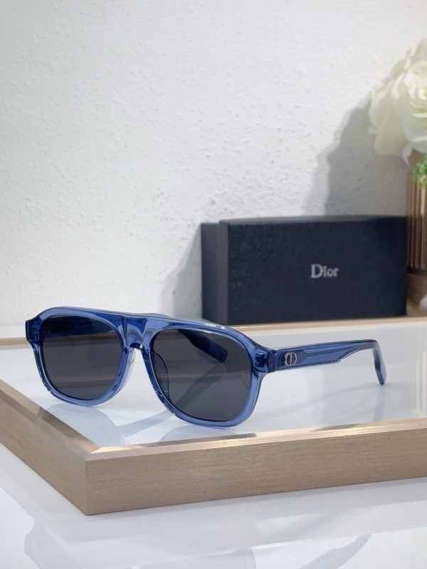 Dior Sunglasses AAAA-4061