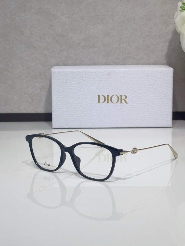 Dior Sunglasses AAAA-4210