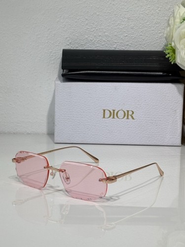 Dior Sunglasses AAAA-4268