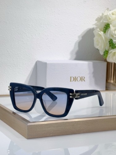 Dior Sunglasses AAAA-3940