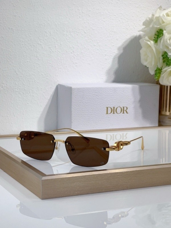 Dior Sunglasses AAAA-4203