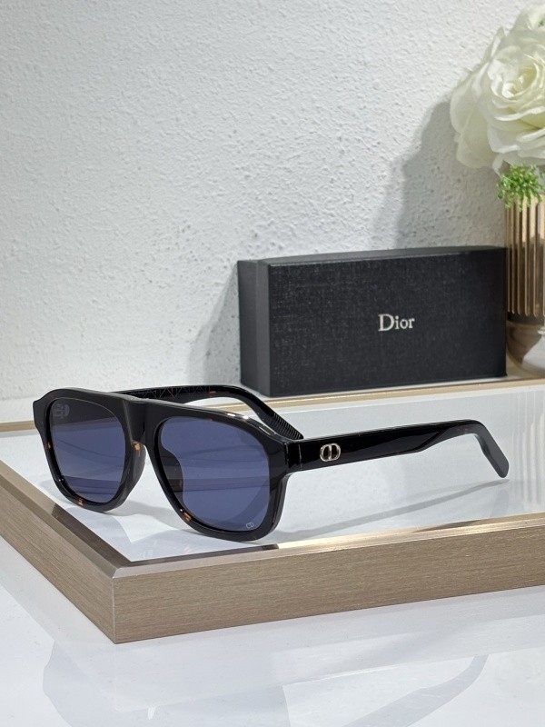 Dior Sunglasses AAAA-3907