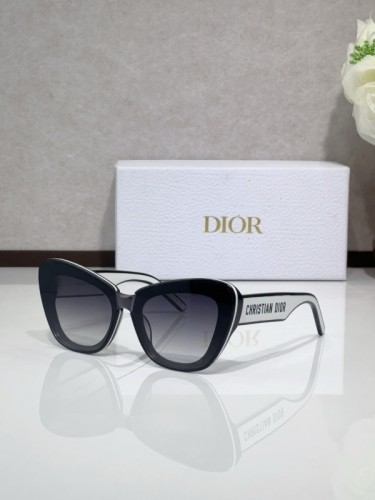 Dior Sunglasses AAAA-4227