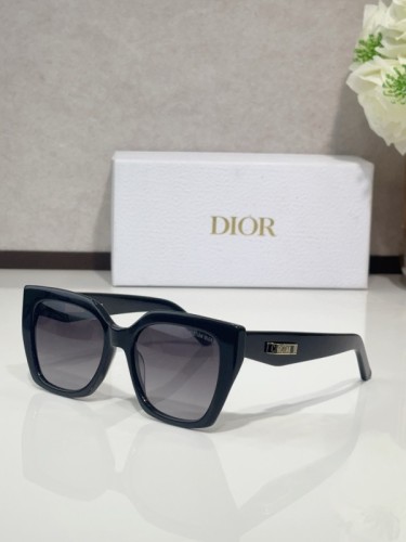 Dior Sunglasses AAAA-4091