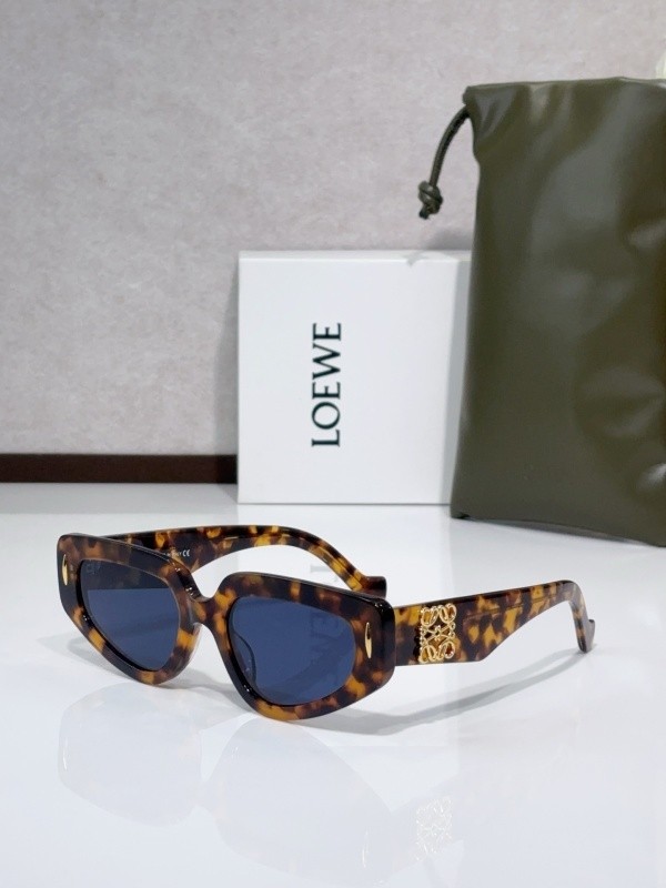 Loewe Sunglasses AAAA-1029