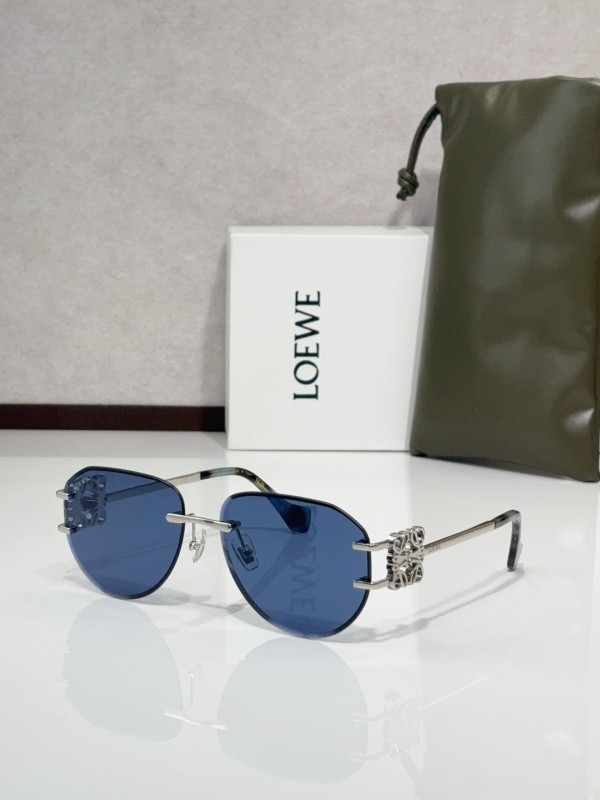Loewe Sunglasses AAAA-983