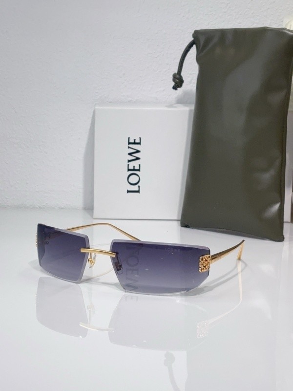 Loewe Sunglasses AAAA-993