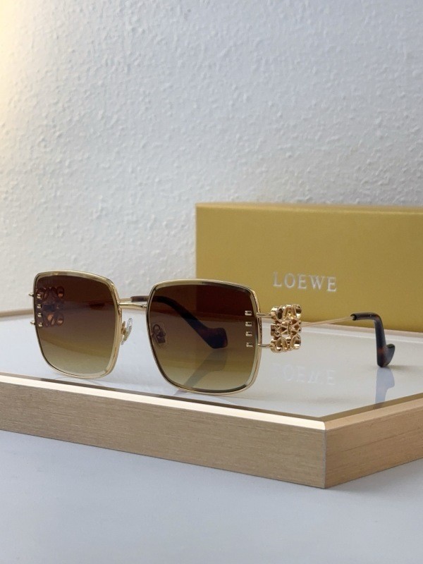 Loewe Sunglasses AAAA-1044