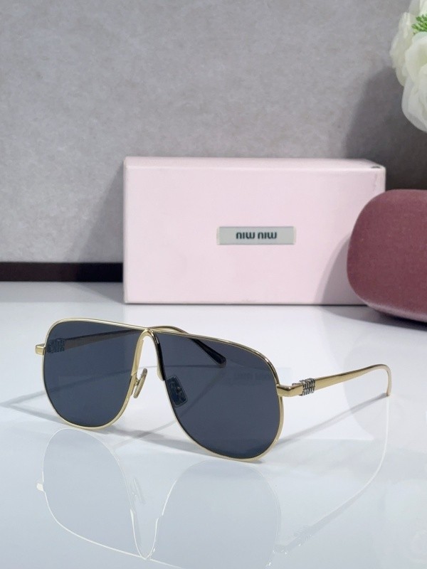 Miu Miu Sunglasses AAAA-2450
