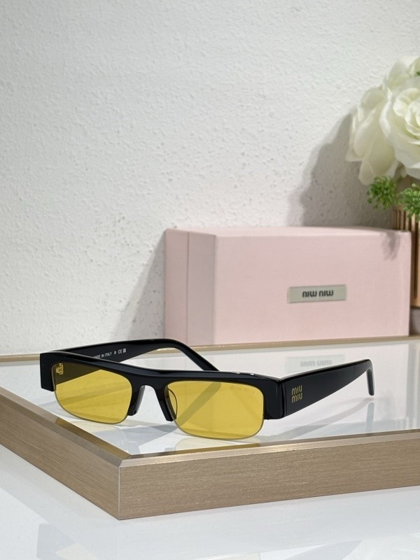 Miu Miu Sunglasses AAAA-2399