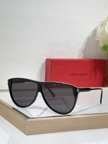 YL  Sunglasses AAAA-1489