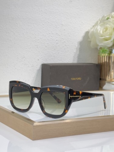 Tom Ford Sunglasses AAAA-5595