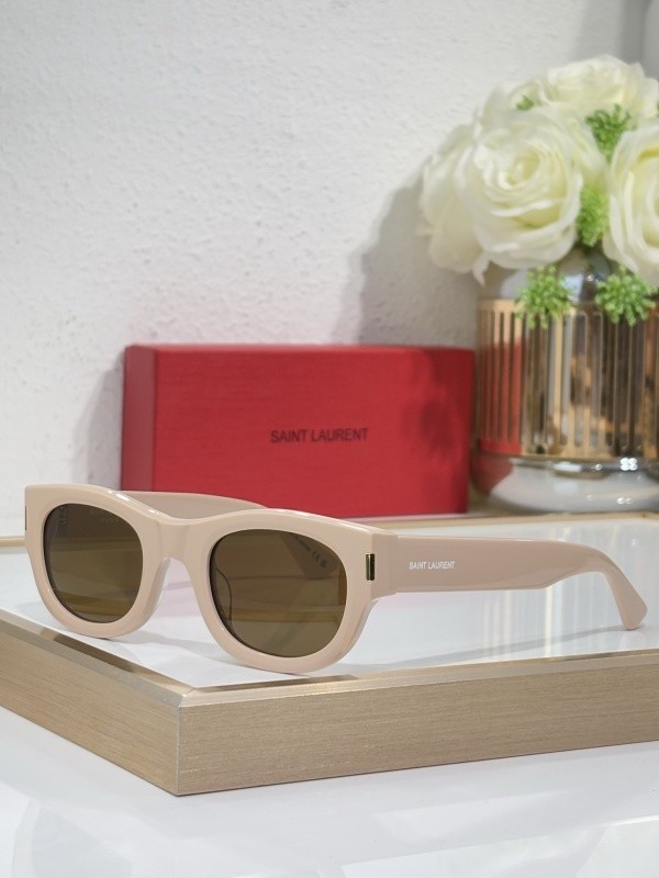 YL  Sunglasses AAAA-1409