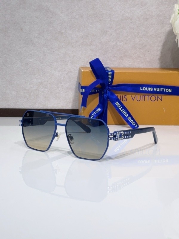 LV Sunglasses AAAA-6818