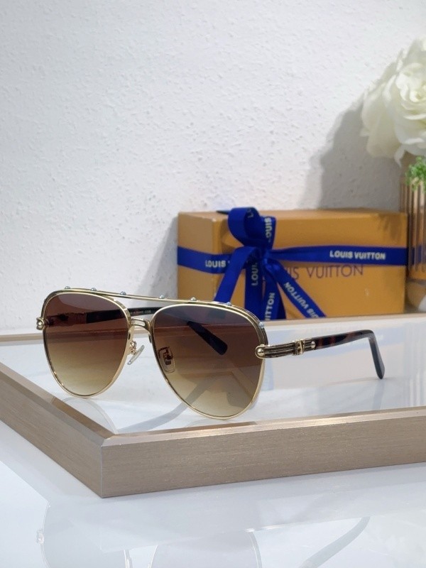 LV Sunglasses AAAA-6866
