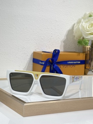 LV Sunglasses AAAA-6938
