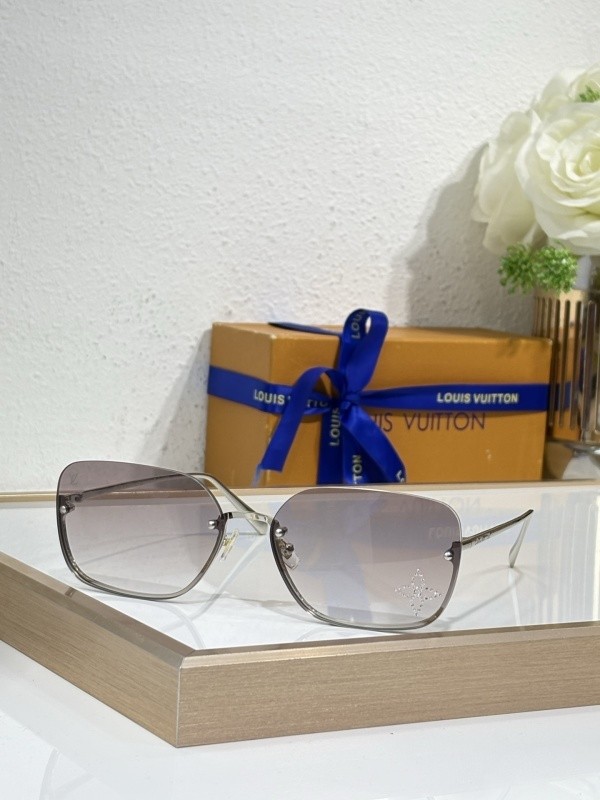 LV Sunglasses AAAA-6960