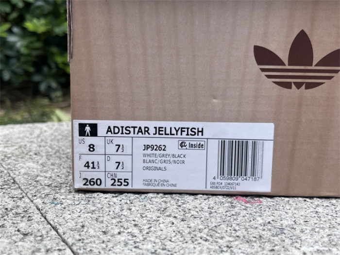 Pharrell Willams x AD Jellyfish-011