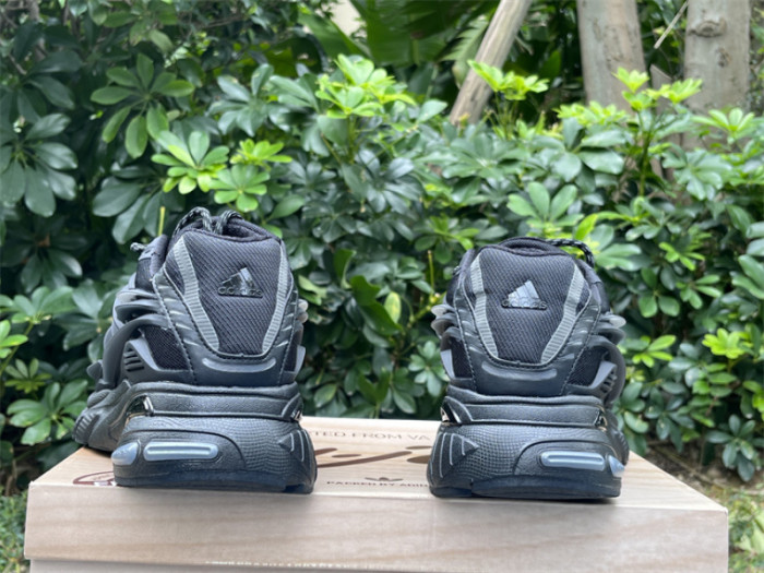 Pharrell Willams x AD Jellyfish-012