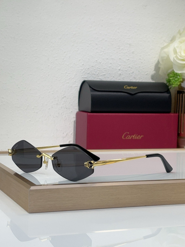 Cartier Sunglasses AAAA-10186