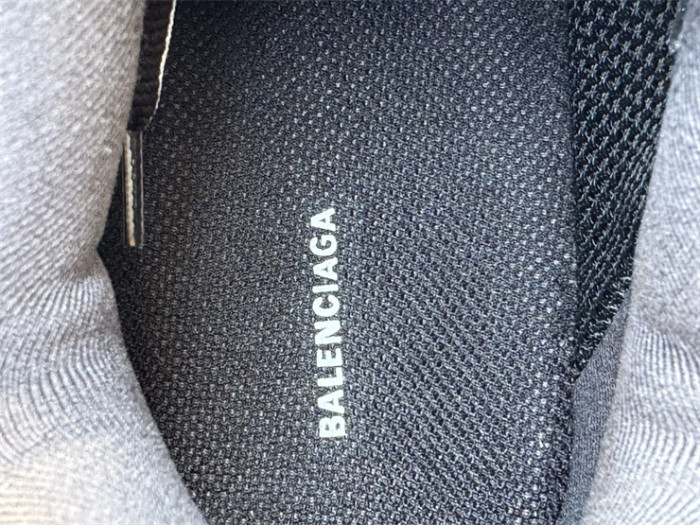 B 17FW Tripe-S High End Sneaker-683