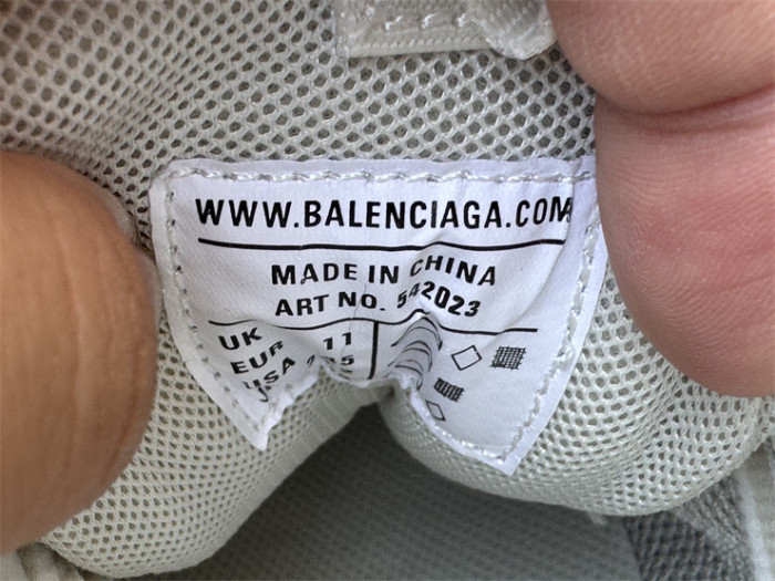 B 17FW Tripe-S High End Sneaker-684