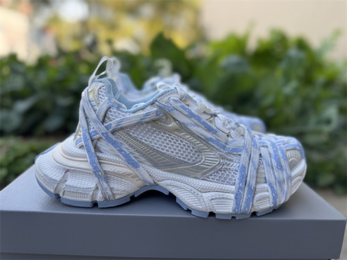 B 17FW Tripe-S High End Sneaker-682