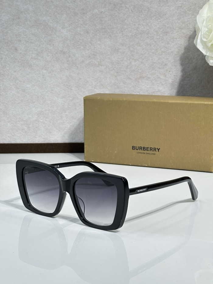 Burberry Sunglasses AAAA-3460