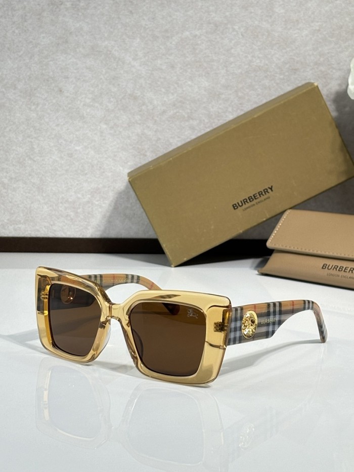 Burberry Sunglasses AAAA-3390