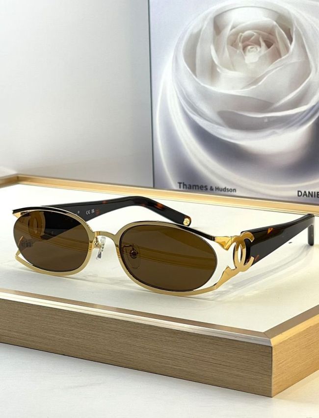 CHNL Sunglasses AAAA-6563