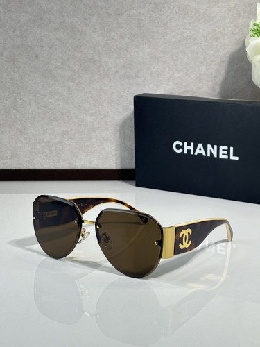 CHNL Sunglasses AAAA-6124
