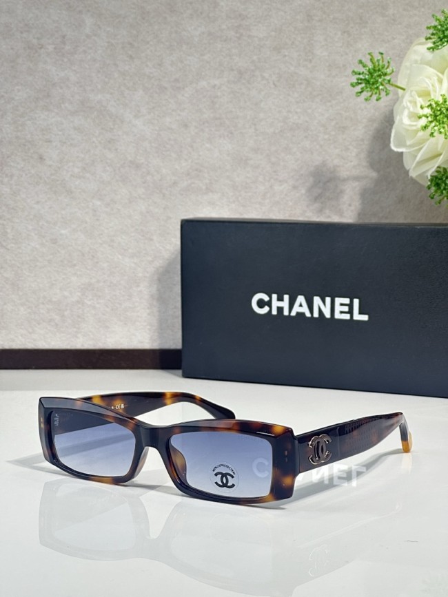 CHNL Sunglasses AAAA-6374