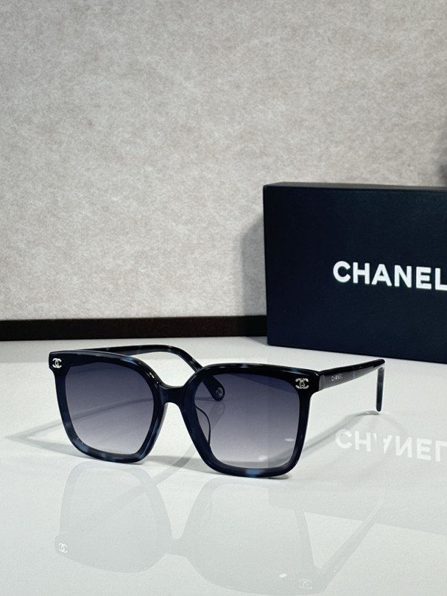 CHNL Sunglasses AAAA-6345
