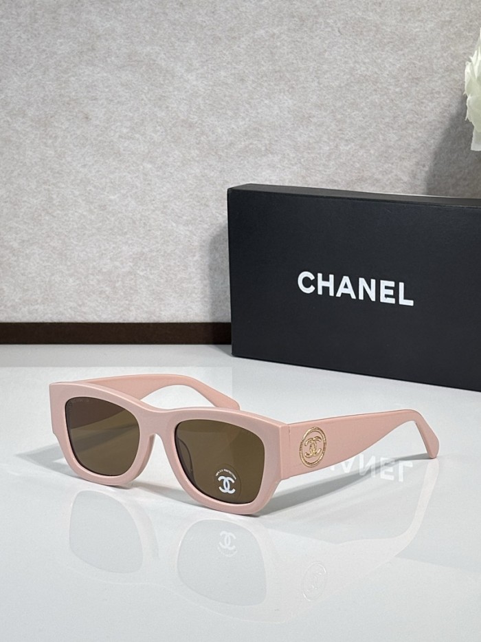 CHNL Sunglasses AAAA-6439