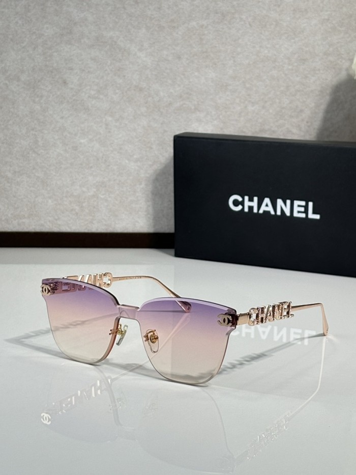 CHNL Sunglasses AAAA-6162