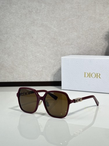 Dior Sunglasses AAAA-4380