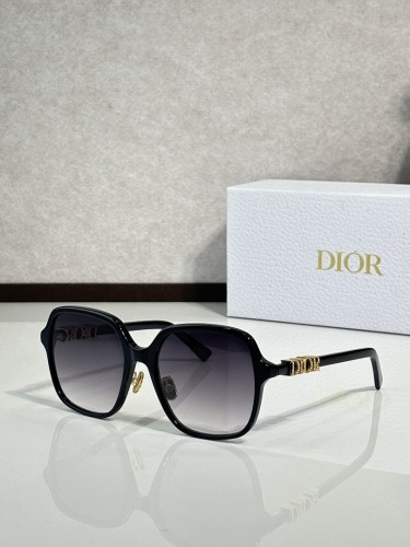 Dior Sunglasses AAAA-4398
