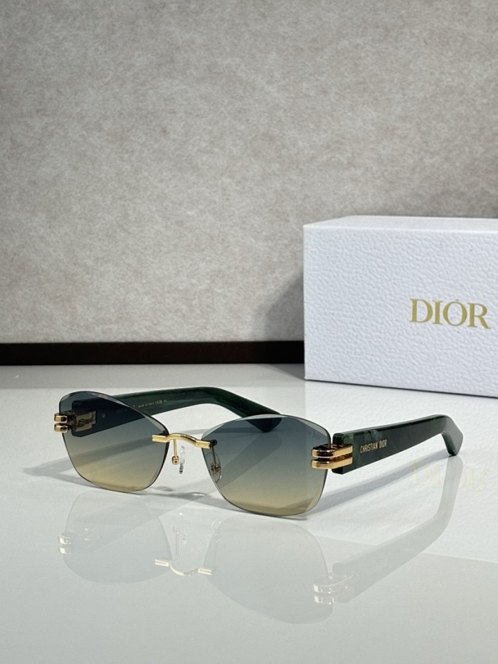 Dior Sunglasses AAAA-4365