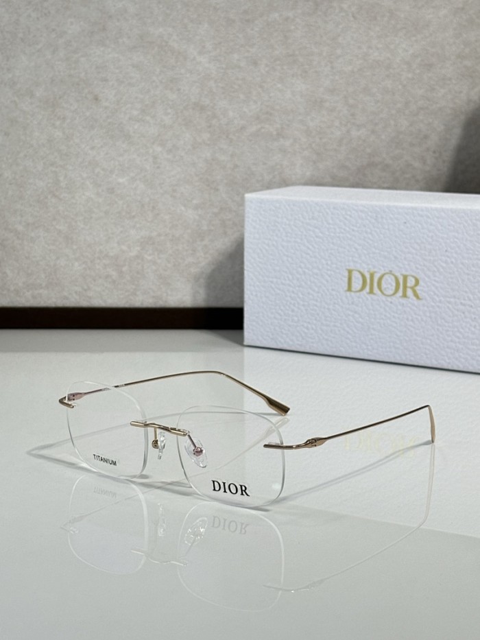 Dior Sunglasses AAAA-4314
