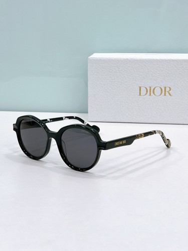 Dior Sunglasses AAAA-4522