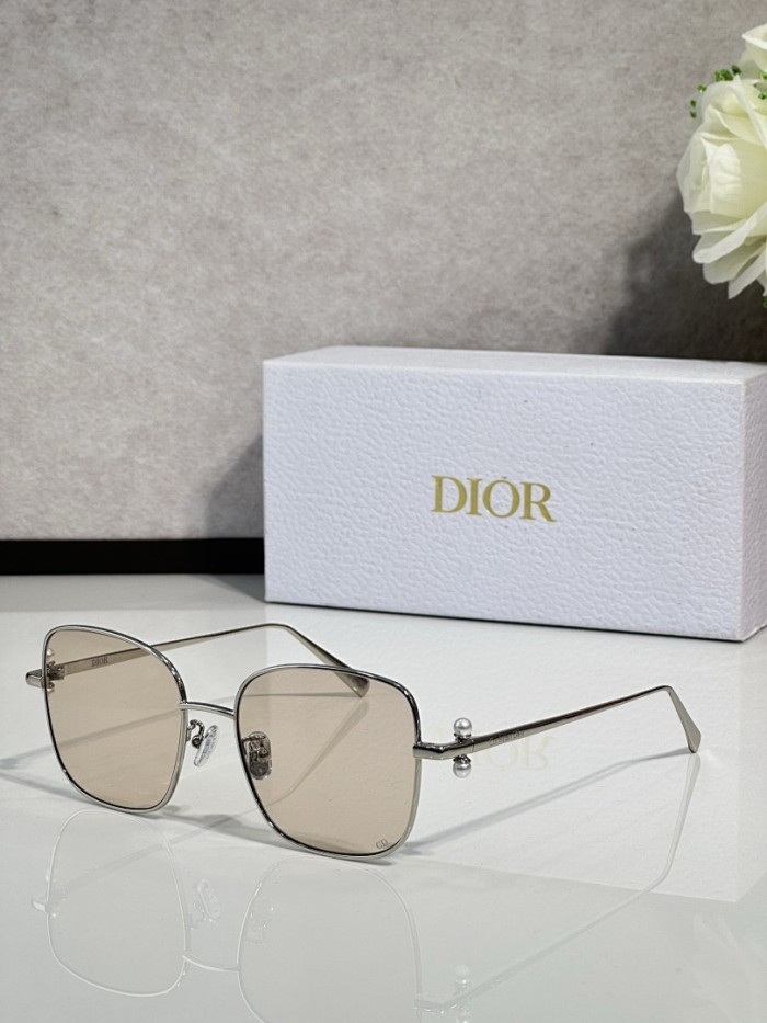 Dior Sunglasses AAAA-4602
