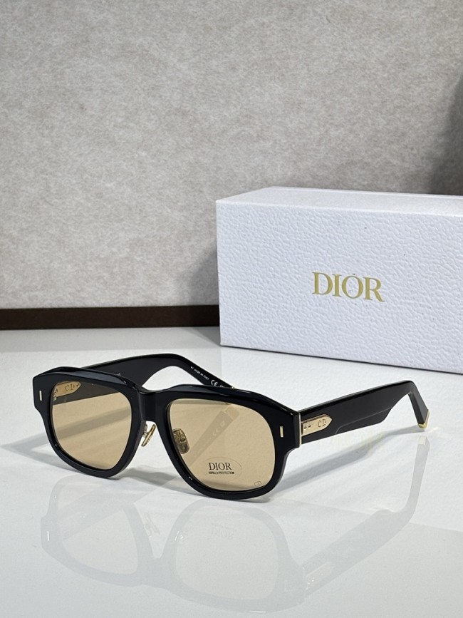 Dior Sunglasses AAAA-4504