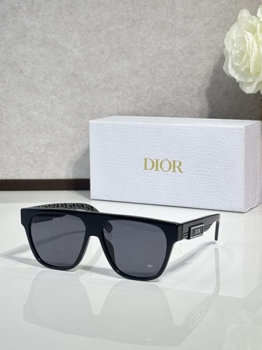 Dior Sunglasses AAAA-4651