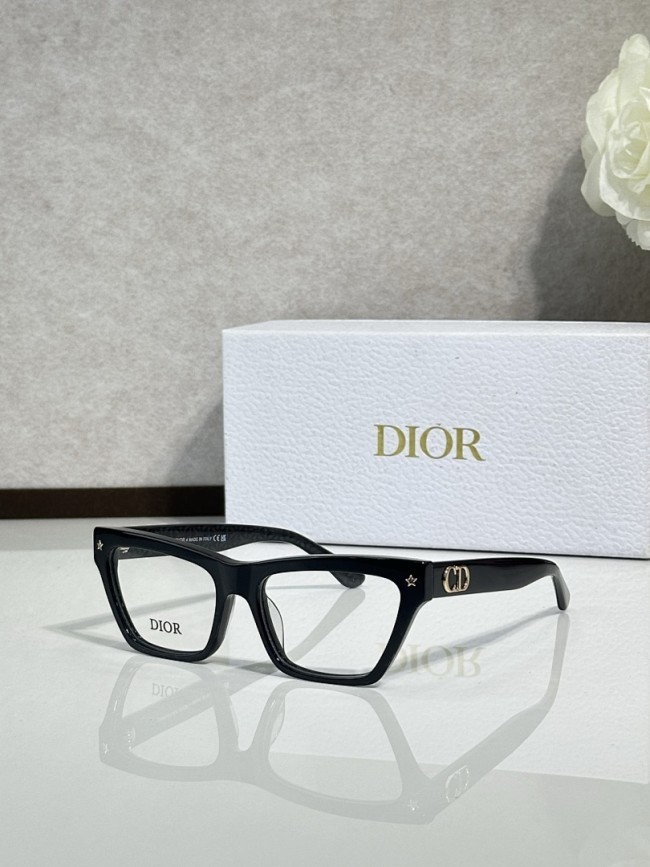 Dior Sunglasses AAAA-4640